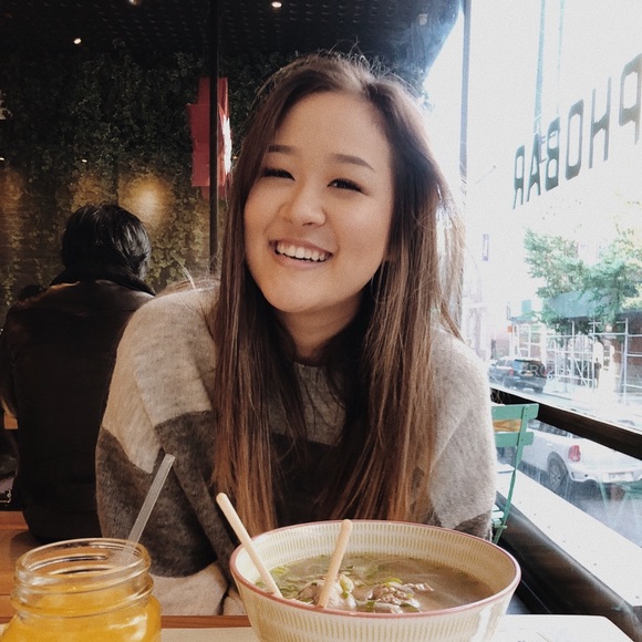 Meet your Posher, Shanna - Picture 2 of 7